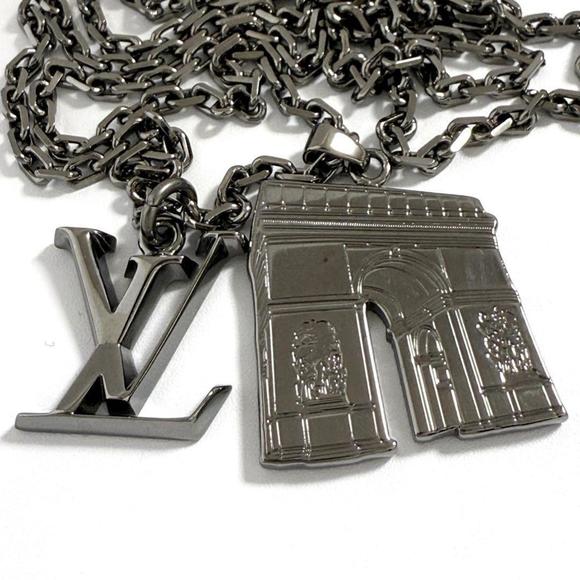 Louis Vuitton Men's Arc de Triomphe Pendant Necklace with Initials - Picture 6 of 10